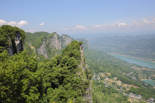 黄鹤峰林景区