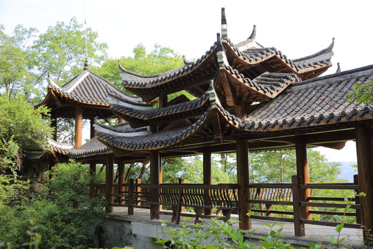 黄鹤峰林景区