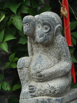 石雕猴