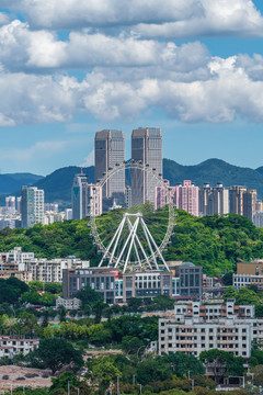 中山市岐江摩天轮蓝天白云风景