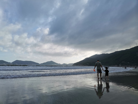 海边亲子活动