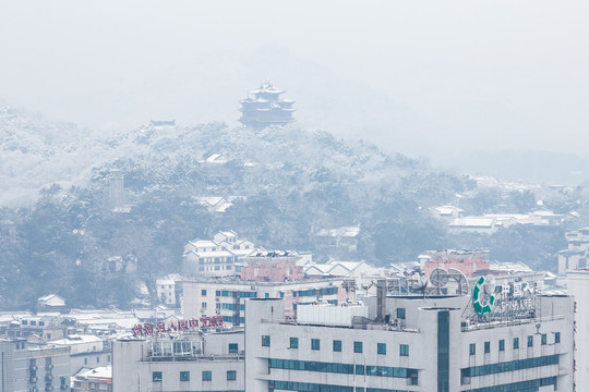 杭州吴山天风雪霁