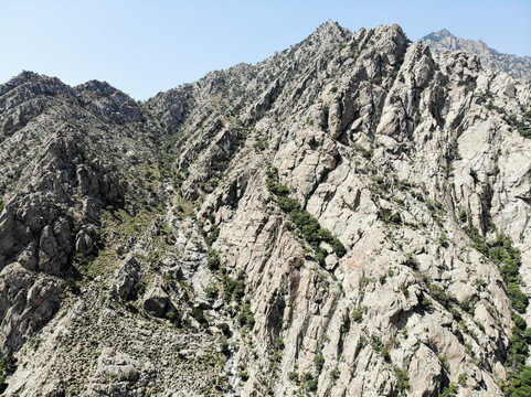 航拍银川贺兰山岩画遗址公园