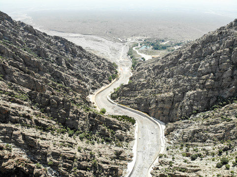 航拍银川贺兰山岩画遗址公园