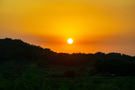 日落西山