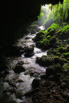 通灵大峡谷