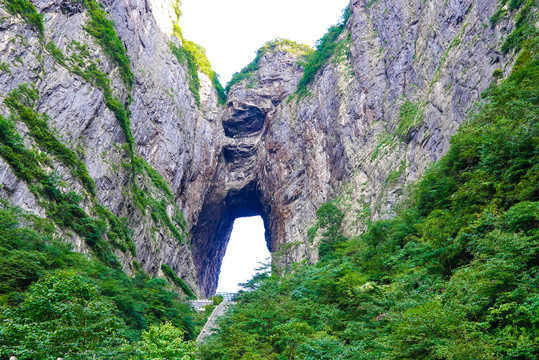 张家界天门山景区天门洞奇观