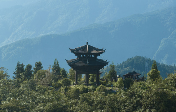 重庆天池情缘景区日出日落