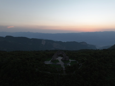 重庆天池情缘景区日出日落