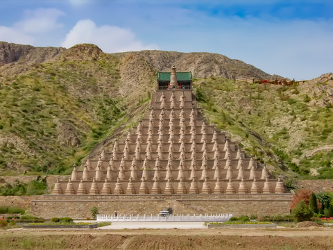 青铜峡一百零八塔