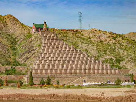 青铜峡一百零八塔