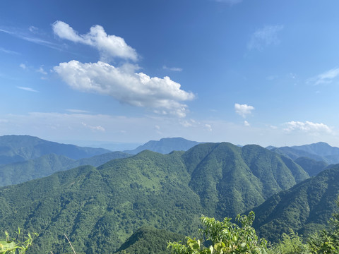 龙角山