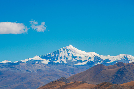 羊卓雍措风景区