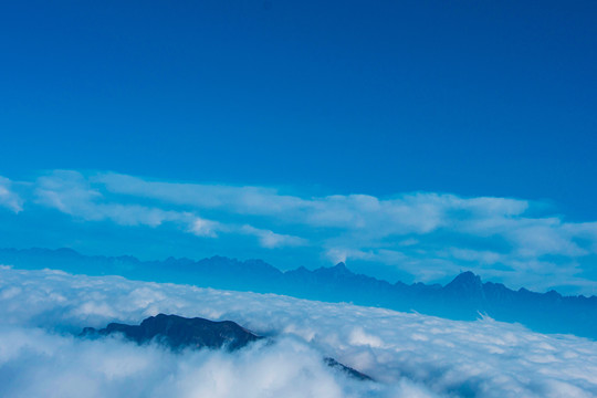 牛背山风光