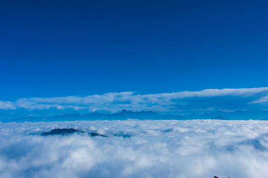 牛背山