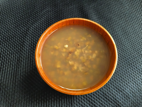 静物绿豆汤