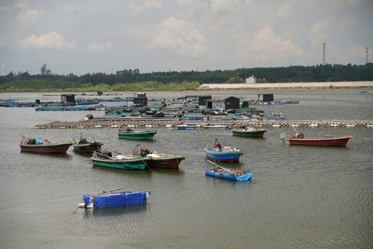 鼎龙湾海边美景