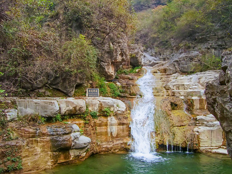 云台山金龙卧波