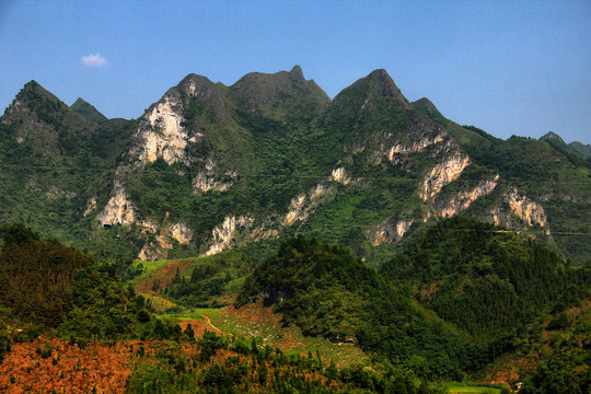 滇黔铁路沿线风景