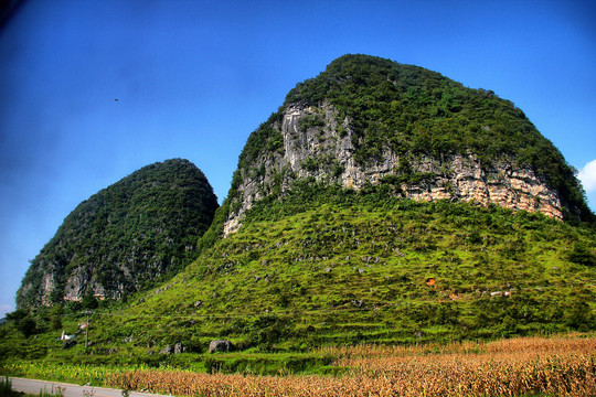 滇黔铁路沿线风景