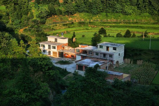 滇黔铁路沿线风景