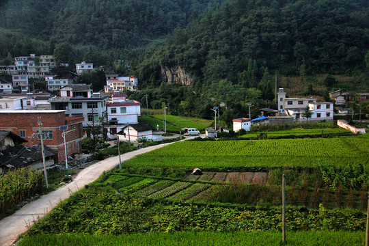 滇黔铁路沿线风景