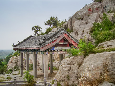 大伾山风景区摩崖石刻