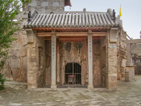 浮丘山风景区千佛寺