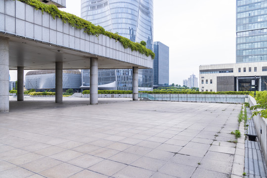 空旷明亮的室外城市空地