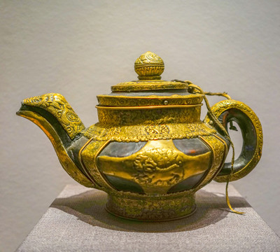 西藏木质茶壶西藏文化酥油茶壶