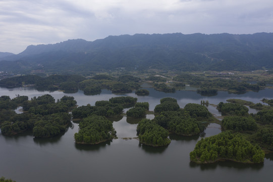 龙水湖