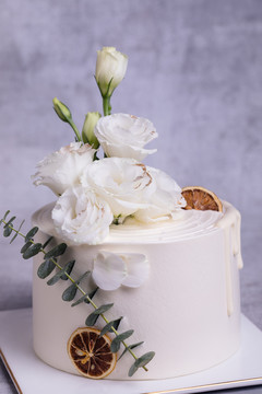 白桔梗鲜花蛋糕