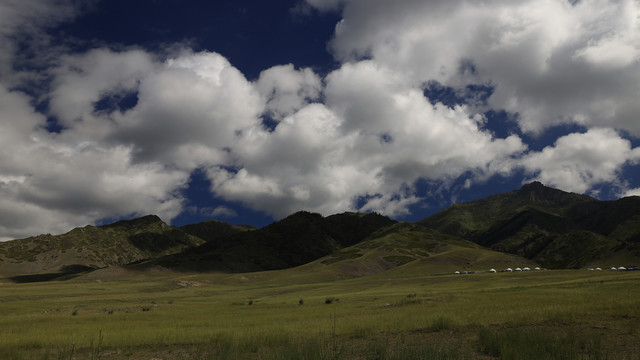 赛里木湖风景区