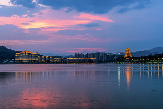 丽水市防洪提南明湖夕阳夜色