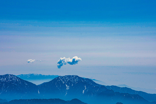 四川牛背山