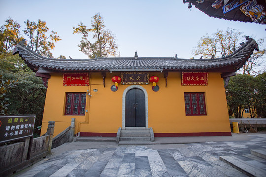 九華山月身寶殿