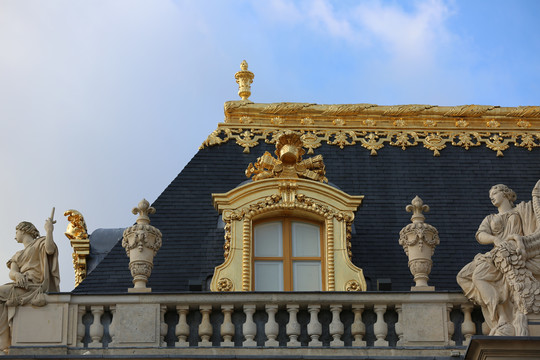凡尔赛宫屋顶