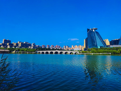 西安南湖公園黃旗渠