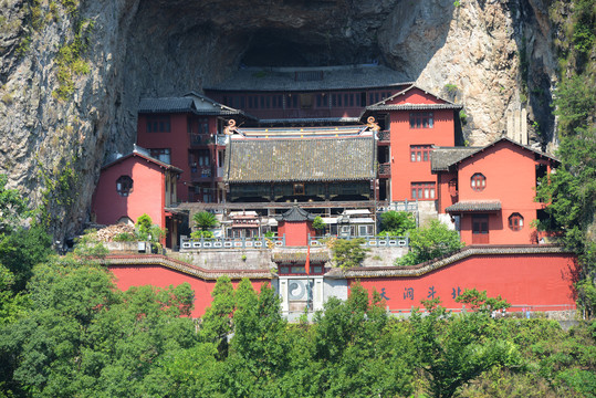 雁荡山灵峰景区古寺庙