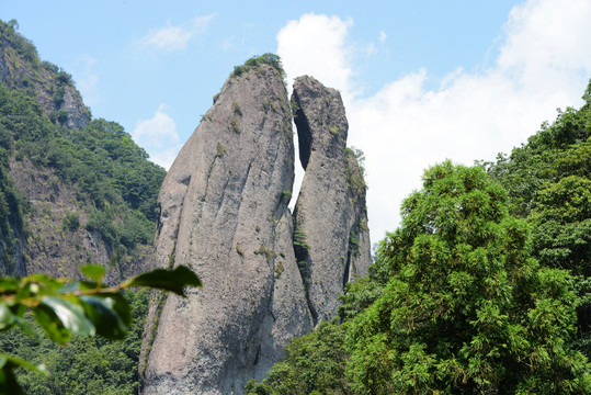 雁荡山风景大龙湫景区啄木鸟峰