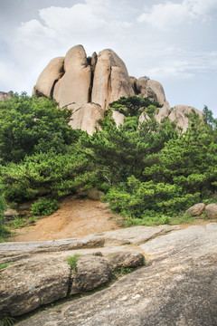 五莲山净石奇峰