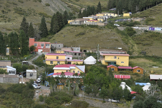 天山大峡谷