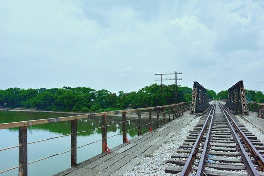 桂林桂海铁路桥