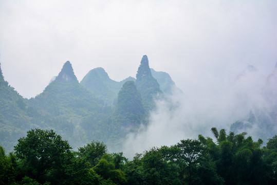 烟雨漓江