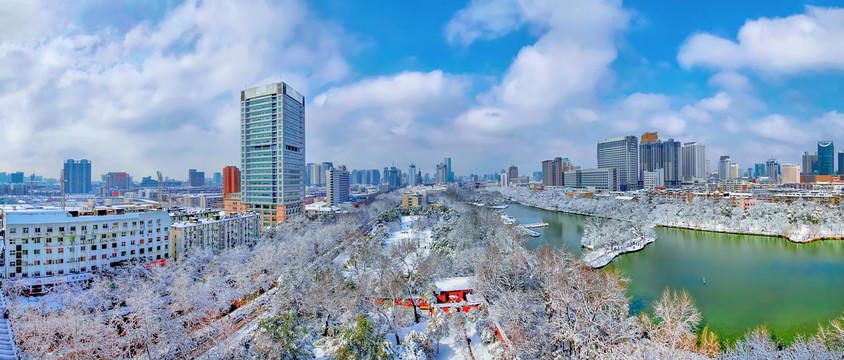 合肥包公园雪景全景图