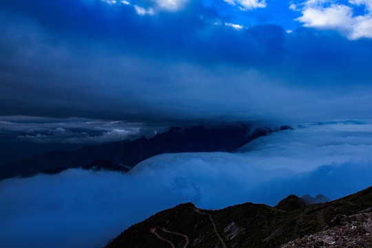 高山云海