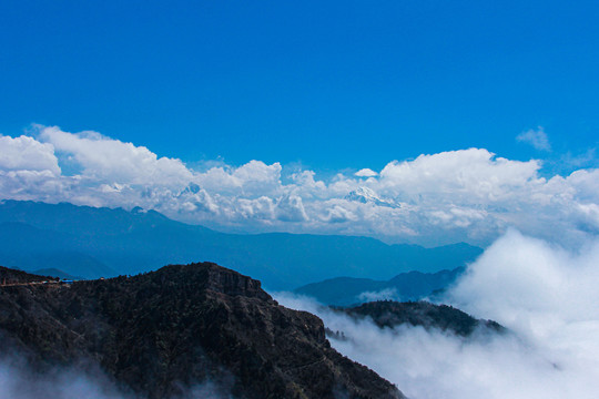 四川牛背山风光