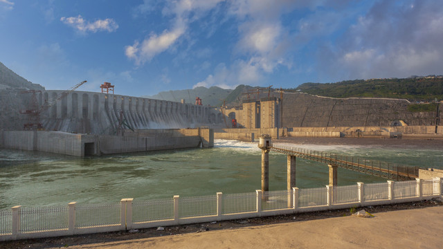 金沙江向家坝水电站大坝