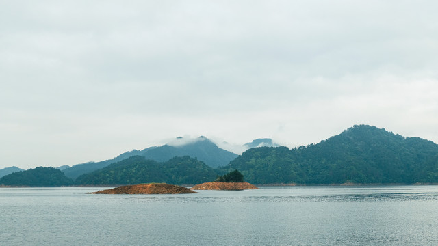 湖光山色