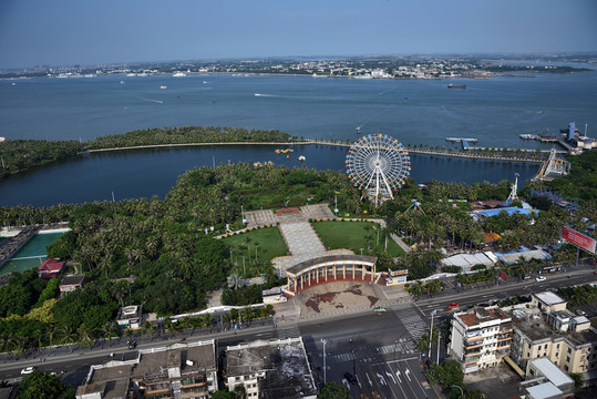 湛江滨海公园时代广场城市风光